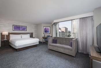 Deluxe Room, 1 King Bed