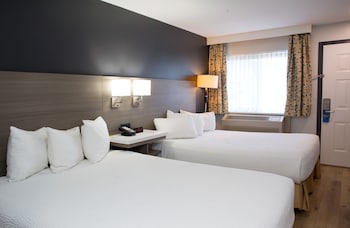 Deluxe Room, 2 Queen Beds, Non Smoking