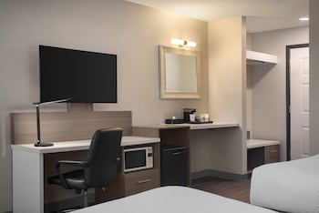 Deluxe Room, 2 Queen Beds, Non Smoking