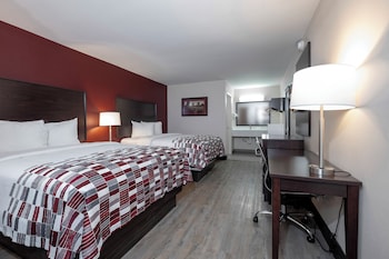 Deluxe Room, 2 Queen Beds, Non Smoking