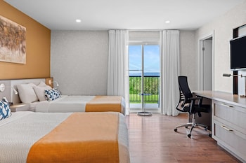 Room, 2 Queen Beds, Non Smoking, Balcony (Garden Side)