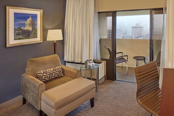 Room, 1 King Bed, Balcony