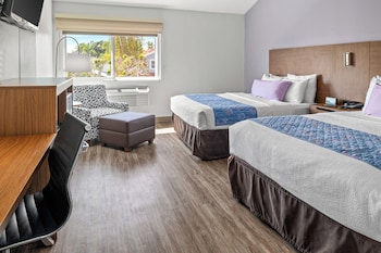Room, 2 Queen Beds, Non Smoking