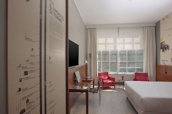 Standard Room (View)