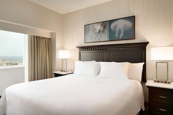 Premium Suite, 2 Bedrooms, Accessible, Bathtub (View)