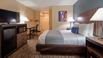 Standard Room, 1 Queen Bed, Accessible, Bathtub