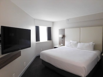 Standard Room, 1 King Bed (Worklife)