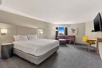 Standard Room, 1 King Bed (Worklife)