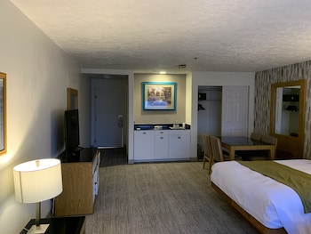 Town Center Studio Without Kitchenette