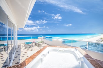 Presidential Suite 1 King Bed