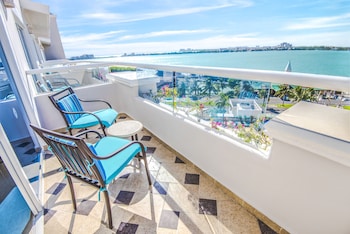 Deluxe Junior Suite Double Lagoonview