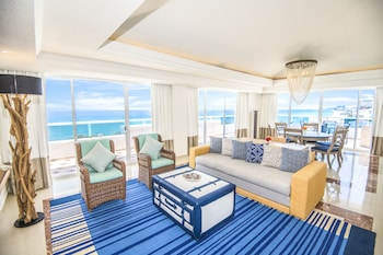 Presidential Suite 1 King Bed