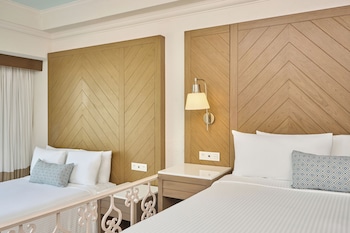 Deluxe Junior Suite Double Lagoonview