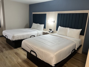 Standard Room, 2 Double Beds, Non Smoking (Dog-Friendly)