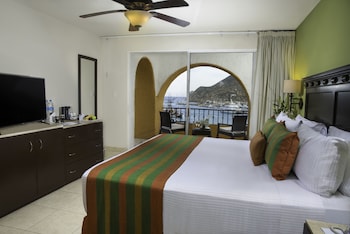 Standard Room with Port View