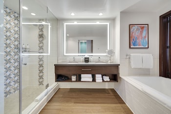 Waterview One Bedroom Suite