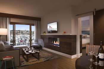 Waterview One Bedroom Suite