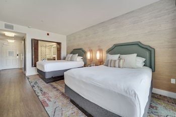 Fire Pit Junior Suite