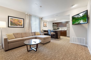 Signature Suite, 1 Bedroom, Kitchen