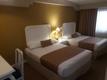 Standard Room, 2 Double Beds