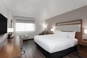 Room, 1 King Bed, Accessible, Non Smoking (Mobility/Hearing Accesible)
