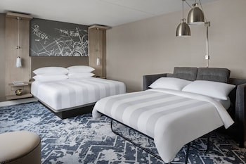Room, 1 King Bed with Sofa bed, Corner