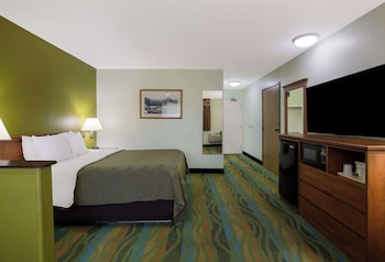 Room, 2 Queen Beds, Accessible, Non Smoking