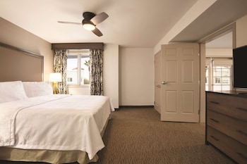 Room, 1 King Bed, Accessible, Patio