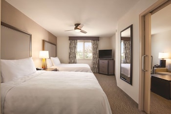 Premium Suite, 2 Queen Beds, Non Smoking