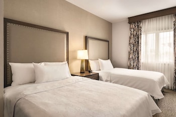 Premium Suite, 2 Queen Beds, Non Smoking