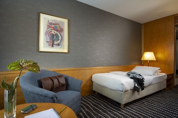 Classic Single Room
