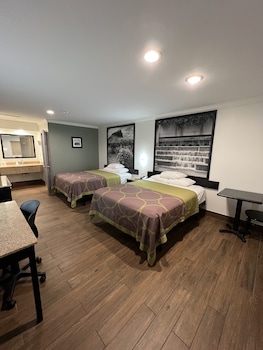 Standard Room, 2 Queen Beds, Smoking