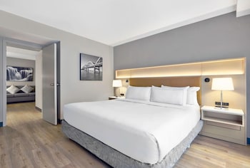 Suite, 1 King Bed