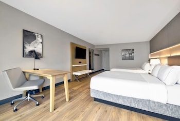 Room, 2 Queen Beds