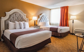 Studio Suite, 2 Queen Beds, Non Smoking, Kitchenette