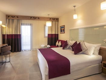 Superior Double Room, 1 Double Bed, Pool View