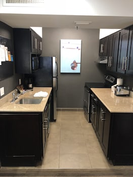 Room, 1 Queen Bed with Sofa bed, Accessible