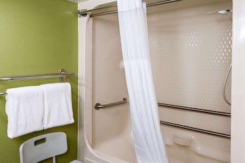 Room, 1 Queen Bed, Accessible, Non Smoking (Accessible Tub)