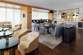 Suite, 2 Twin Beds, Park View, Corner