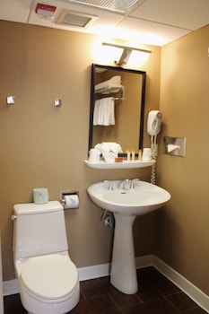 Tower Standard Room with Queen size bed with Elevator Access