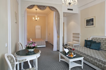 Junior Suite, City View
