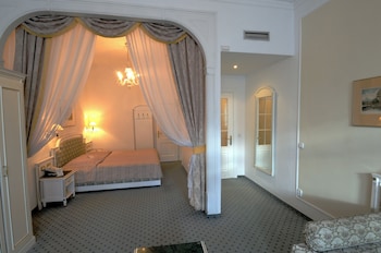 Junior Suite, City View