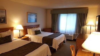 Junior Suite, 2 Queen Beds, Non Smoking, Private Bathroom (Coast Premium two Queens Junior Suite)