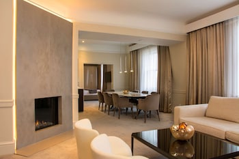 1 King Presidential Suite