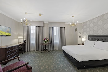 Superior Room, 1 King Bed (Cabot)