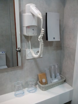 Basic Single Room