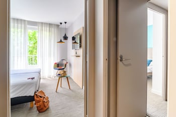 Family Room, Multiple Beds, Non Smoking