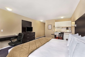 Room, 1 Queen Bed, Non Smoking (Second Floor, Efficiency)