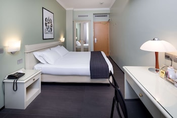 Comfort Room, 1 Queen Bed, Non Smoking
