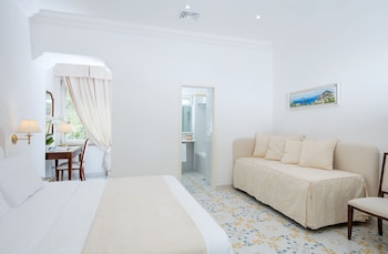 Comfort Triple Room